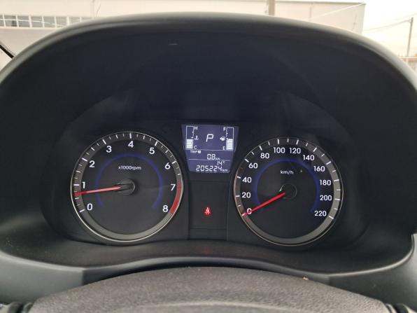 Hyundai Solaris I Рестайлинг с пробегом 2014 года, цена 870 000 рублей, 205227 км, седан, Автокод Объявления