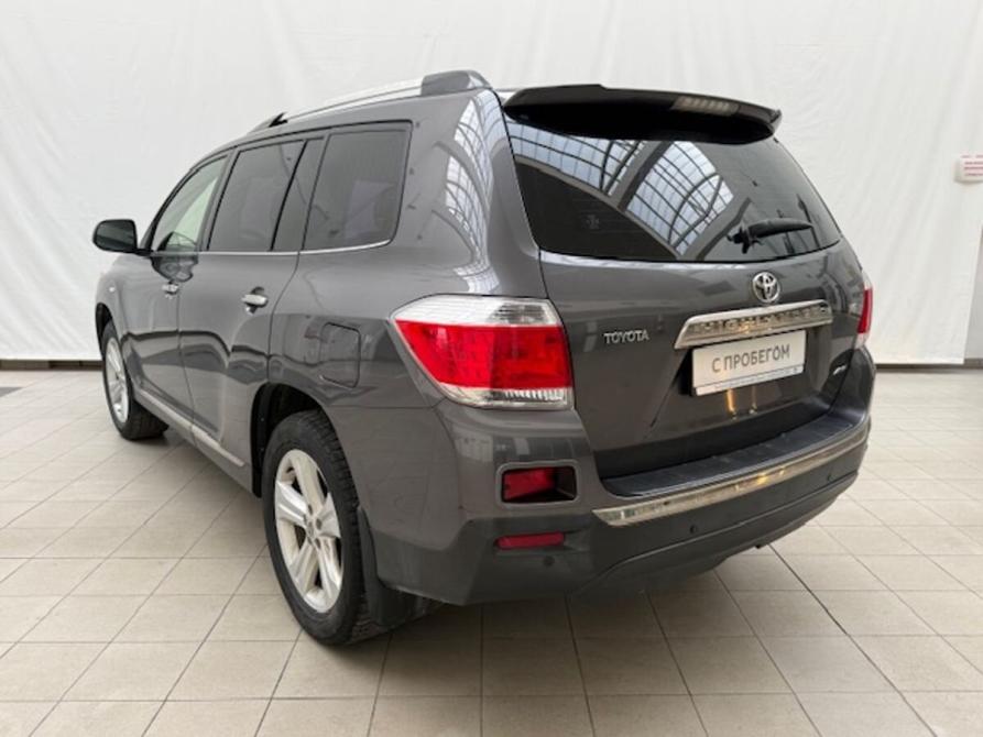 Toyota Highlander II (XU40) Рестайлинг Нижний Тагил  - изображение 7