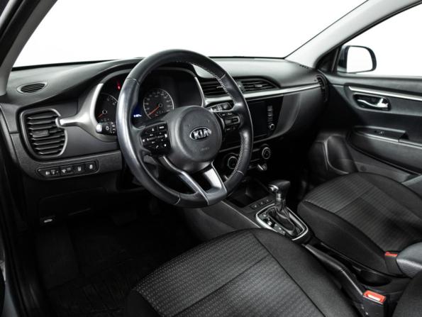 Kia Rio IV Рестайлинг с пробегом 2020 года, цена 1 915 000 рублей, 31061 км, седан, Автокод Объявления