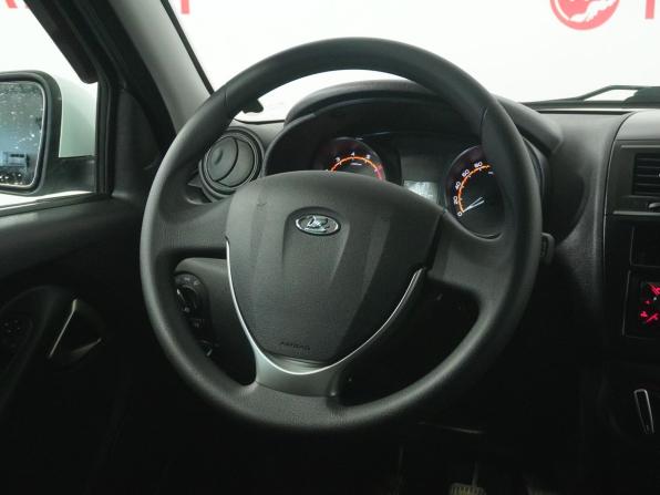 Lada (ВАЗ) Granta I Рестайлинг с пробегом 2022 года, цена 762 000 рублей, 64103 км, лифтбек, Автокод Объявления