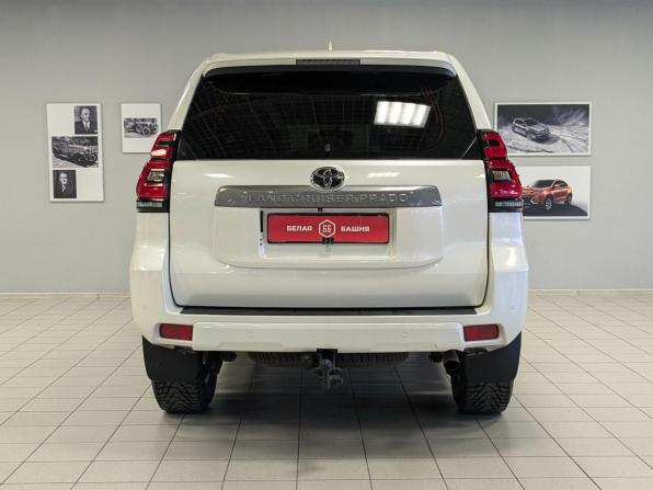 Toyota Land Cruiser Prado 150 Series Рестайлинг 2 с пробегом 2018 года, цена 3 909 500 рублей, 312000 км, внедорожник, Автокод Объявления
