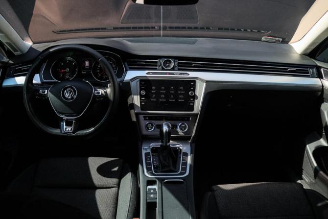 Volkswagen Passat B8 с пробегом 2018 года, цена 2 150 000 рублей, 186210 км, универсал, Автокод Объявления