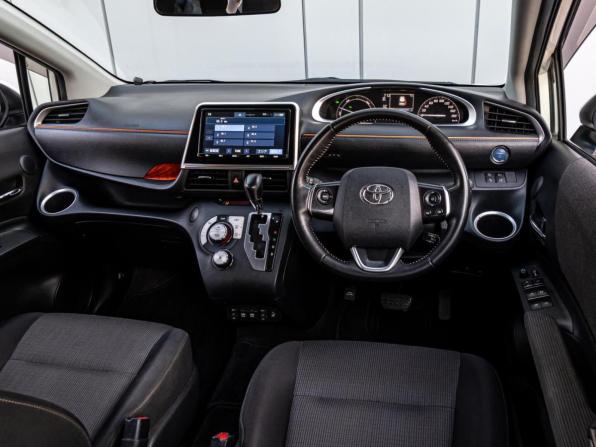 Toyota Sienta II Рестайлинг с пробегом 2019 года, цена 1 800 000 рублей, 87678 км, компактвэн, Автокод Объявления