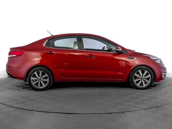 Kia Rio III Рестайлинг с пробегом 2016 года, цена 1 345 000 рублей, 71542 км, седан, Автокод Объявления