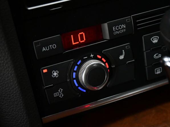 Audi Q7 I (4L) с пробегом 2007 года, цена 1 247 000 рублей, 201000 км, внедорожник, Автокод Объявления