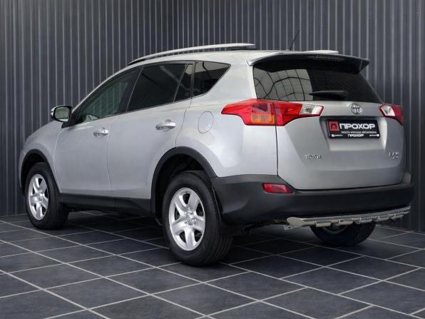 Toyota RAV4 IV (XA40) с пробегом 2013 года, цена 1 717 000 рублей, 213247 км, внедорожник, Автокод Объявления