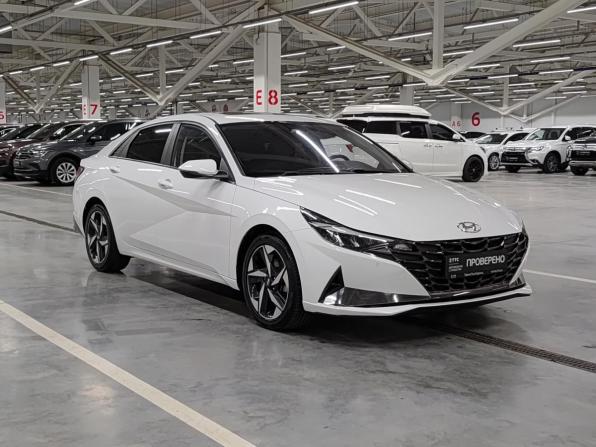 Hyundai Elantra VII (CN7) с пробегом 2021 года, цена 1 990 000 рублей, 53001 км, седан, Автокод Объявления