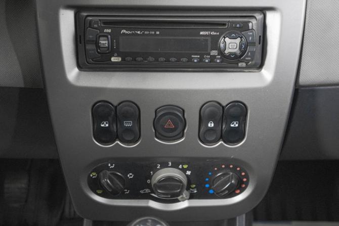 Renault Sandero I с пробегом 2012 года, цена 609 000 рублей, 178000 км, хэтчбек, Автокод Объявления