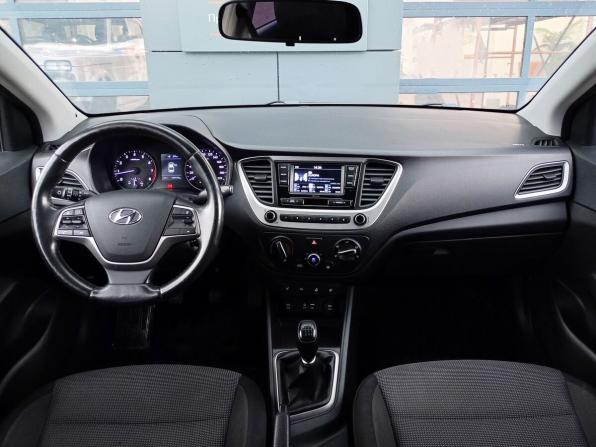 Hyundai Solaris II с пробегом 2018 года, цена 1 263 000 рублей, 104000 км, седан, Автокод Объявления