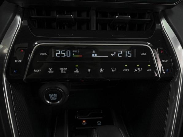 Toyota Venza II с пробегом 2023 года, цена 4 730 000 рублей, 34212 км, внедорожник, Автокод Объявления
