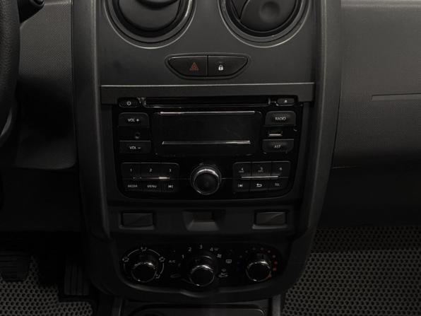 Renault Duster I Рестайлинг с пробегом 2015 года, цена 909 000 рублей, 225000 км, внедорожник, Автокод Объявления