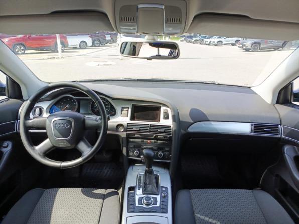 Audi A6 III (C6) Рестайлинг с пробегом 2009 года, цена 820 000 рублей, 323290 км, седан, Автокод Объявления