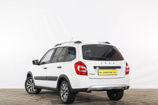 Lada (ВАЗ) Granta I Рестайлинг с пробегом 2023 года, цена 929 000 рублей, 40600 км, универсал, Автокод Объявления