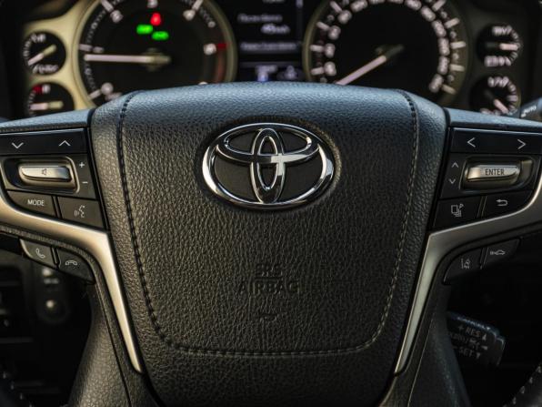 Toyota Land Cruiser 200 Series Рестайлинг 2 с пробегом 2020 года, цена 6 600 000 рублей, 171559 км, внедорожник, Автокод Объявления