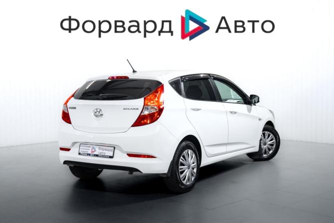 Hyundai Solaris I Рестайлинг с пробегом 2015 года, цена 849 000 рублей, 110446 км, хэтчбек, Автокод Объявления