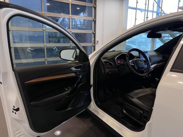 Lada (ВАЗ) Vesta I Рестайлинг (NG) с пробегом 2023 года, цена 1 500 000 рублей, 84216 км, седан, Автокод Объявления
