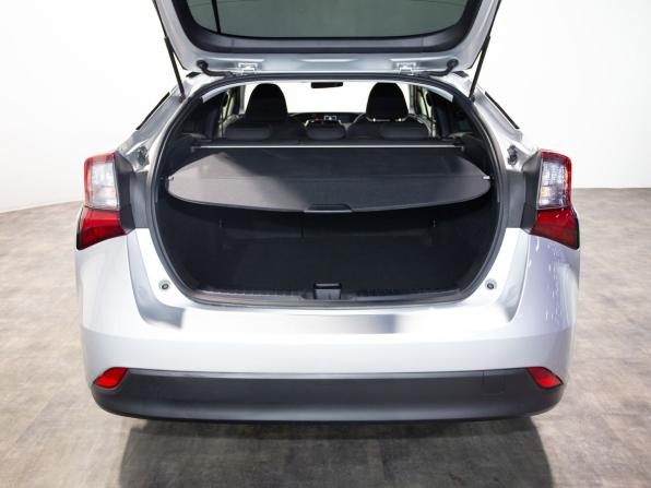 Toyota Prius IV Рестайлинг (XW50) с пробегом 2019 года, цена 1 880 000 рублей, 92751 км, лифтбек, Автокод Объявления