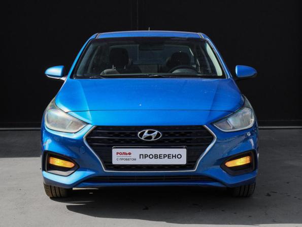 Hyundai Solaris II с пробегом 2017 года, цена 950 000 рублей, 218713 км, седан, Автокод Объявления