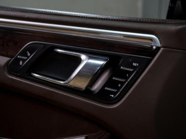 Porsche Macan I с пробегом 2015 года, цена 3 399 000 рублей, 217554 км, внедорожник, Автокод Объявления