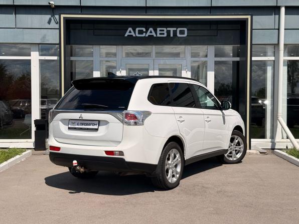 Mitsubishi Outlander III с пробегом 2013 года, цена 1 089 000 рублей, 246000 км, внедорожник, Автокод Объявления