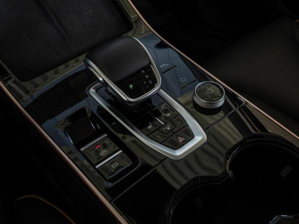 Omoda C5 I с пробегом 2023 года, цена 1 820 000 рублей, 70000 км, внедорожник, Автокод Объявления