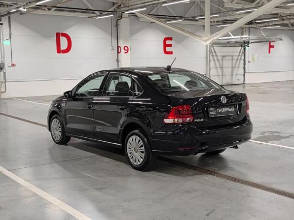 Volkswagen Polo V Рестайлинг с пробегом 2017 года, цена 1 210 000 рублей, 73893 км, седан, Автокод Объявления