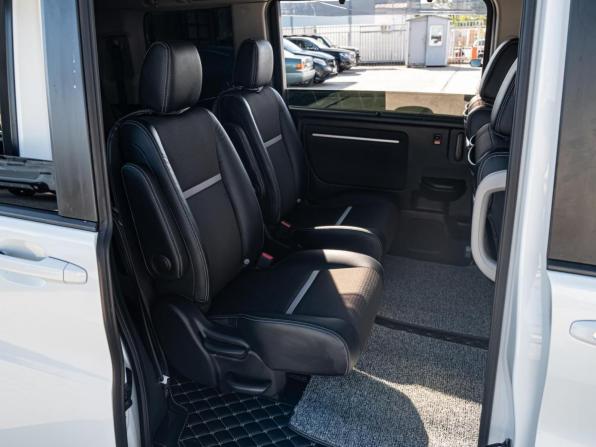 Honda Stepwgn V Рестайлинг с пробегом 2019 года, цена 2 990 000 рублей, 45072 км, минивэн, Автокод Объявления