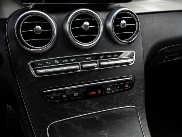 Mercedes-Benz GLC I (X253) Рестайлинг с пробегом 2020 года, цена 4 499 000 рублей, 30255 км, внедорожник, Автокод Объявления
