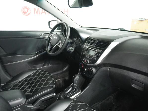 Hyundai Solaris I Рестайлинг с пробегом 2015 года, цена 1 050 000 рублей, 125058 км, седан, Автокод Объявления