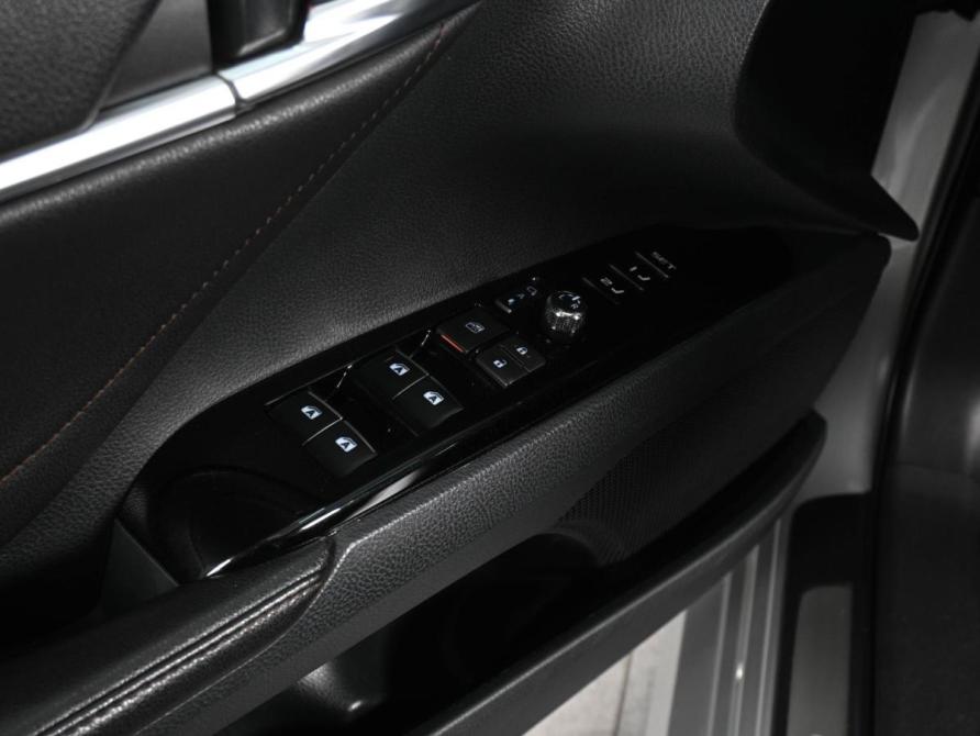Toyota Camry VIII (XV70) Ростов-на-Дону  - изображение 17