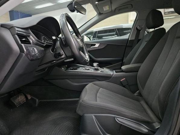 Audi A4 V (B9) с пробегом 2019 года, цена 1 790 000 рублей, 320928 км, универсал, Автокод Объявления