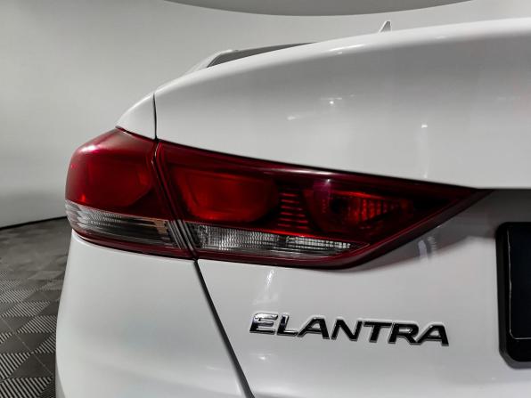 Hyundai Elantra VI (AD) с пробегом 2018 года, цена 1 490 000 рублей, 135276 км, седан, Автокод Объявления