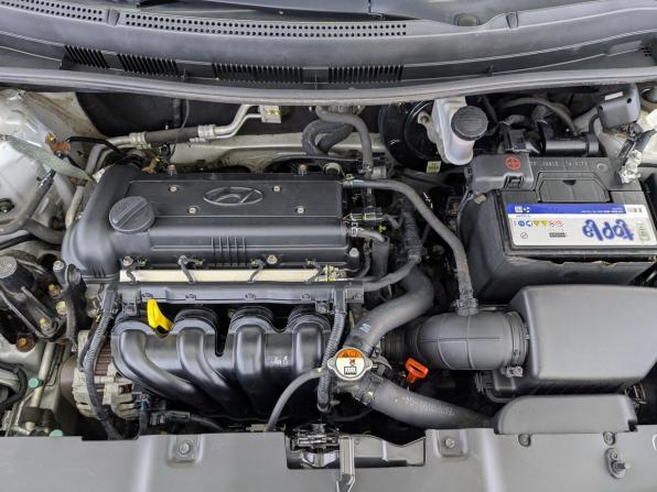 Hyundai Solaris I с пробегом 2013 года, цена 950 000 рублей, 137449 км, седан, Автокод Объявления