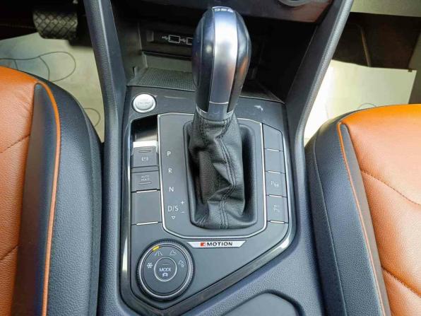 Volkswagen Tiguan II с пробегом 2018 года, цена 3 536 000 рублей, 61562 км, внедорожник, Автокод Объявления
