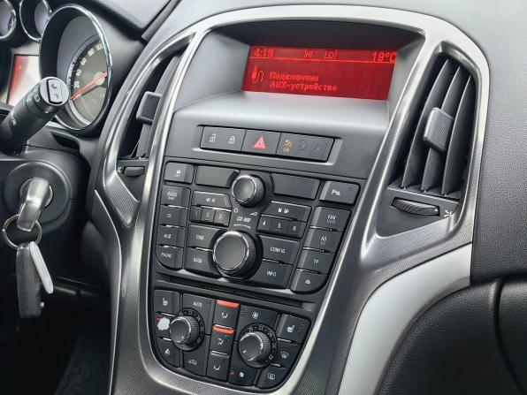 Opel Astra J с пробегом 2011 года, цена 479 000 рублей, 233000 км, хэтчбек, Автокод Объявления