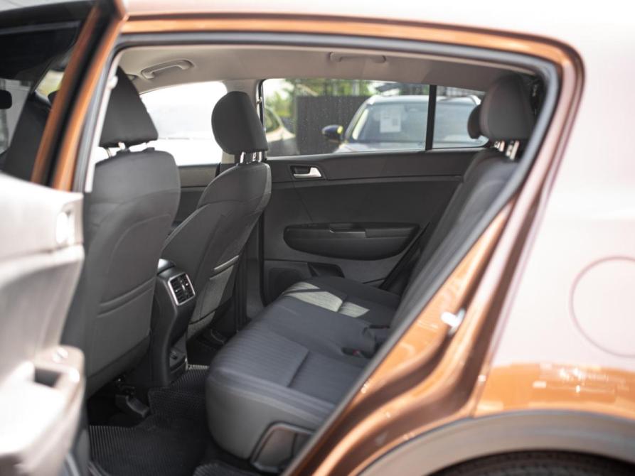 Kia Sportage IV Санкт-Петербург  - изображение 13