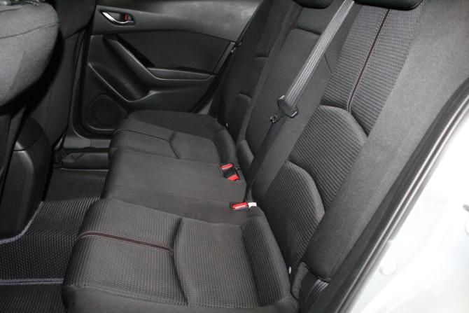 Mazda Axela III Рестайлинг с пробегом 2017 года, цена 1 199 000 рублей, 228279 км, хэтчбек, Автокод Объявления
