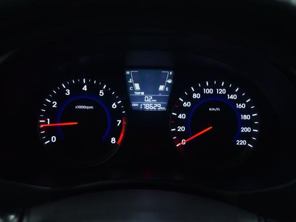 Hyundai Solaris I с пробегом 2011 года, цена 649 999 рублей, 178627 км, хэтчбек, Автокод Объявления