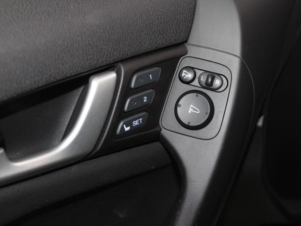 Honda Accord VIII Рестайлинг с пробегом 2012 года, цена 1 499 900 рублей, 147682 км, седан, Автокод Объявления