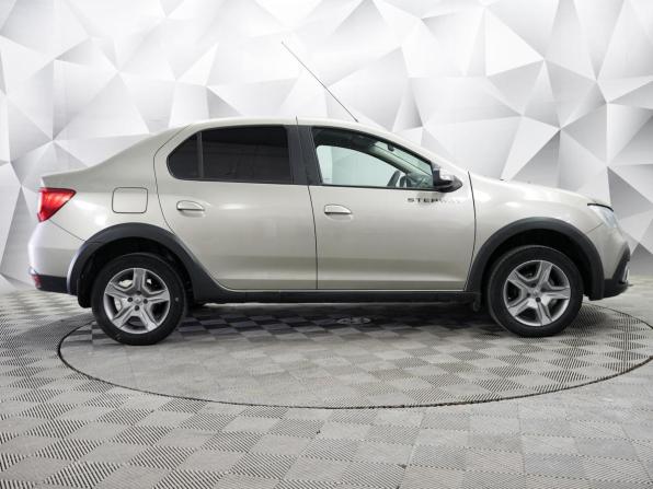 Renault Logan II Рестайлинг с пробегом 2022 года, цена 1 282 000 рублей, 74054 км, седан, Автокод Объявления