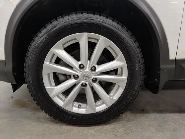 Nissan Qashqai II с пробегом 2016 года, цена 1 609 000 рублей, 131001 км, внедорожник, Автокод Объявления