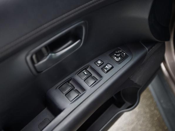 Mitsubishi Outlander II Рестайлинг с пробегом 2010 года, цена 999 000 рублей, 219241 км, внедорожник, Автокод Объявления