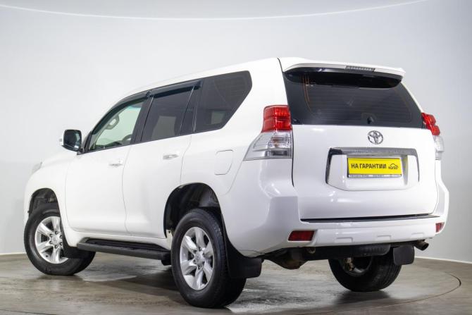 Toyota Land Cruiser Prado 150 Series с пробегом 2012 года, цена 2 899 000 рублей, 285611 км, внедорожник, Автокод Объявления