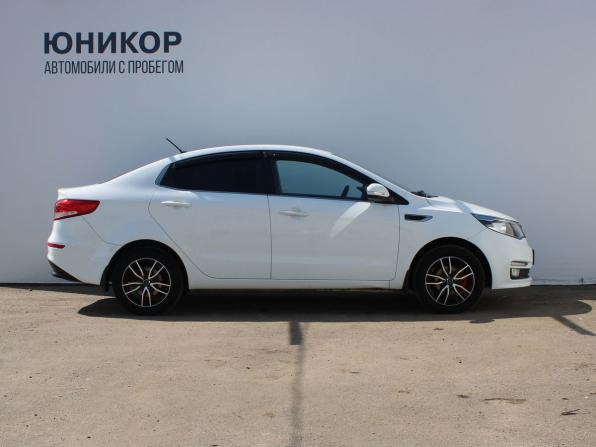 Kia Rio III Рестайлинг с пробегом 2016 года, цена 879 000 рублей, 186022 км, седан, Автокод Объявления