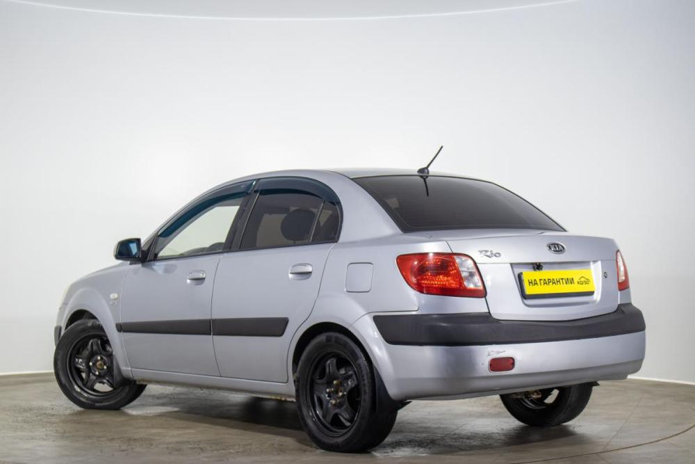 Kia Rio II Оренбург  - изображение 7