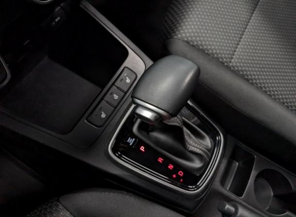 Kia Rio IV Рестайлинг с пробегом 2021 года, цена 1 725 000 рублей, 26347 км, седан, Автокод Объявления