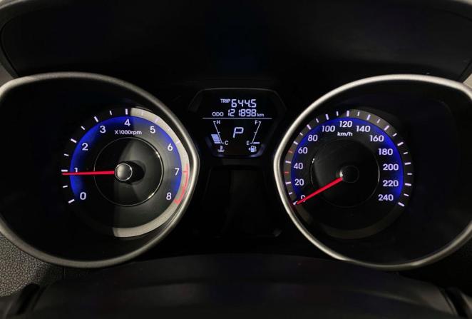 Hyundai Elantra V (MD) с пробегом 2012 года, цена 1 160 000 рублей, 121897 км, седан, Автокод Объявления