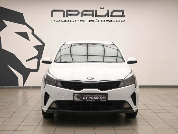 Kia Rio IV Рестайлинг с пробегом 2021 года, цена 1 449 000 рублей, 58490 км, седан, Автокод Объявления