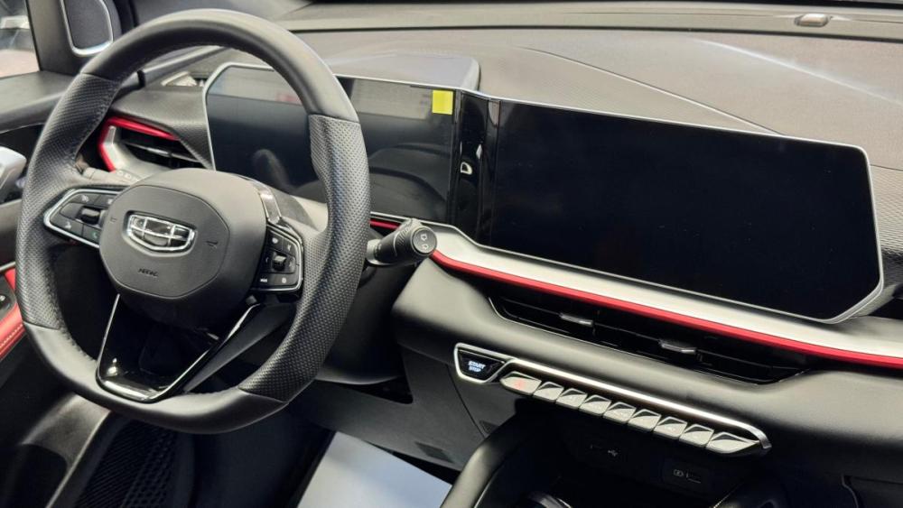 Geely Coolray I Рестайлинг Киров  - изображение 21
