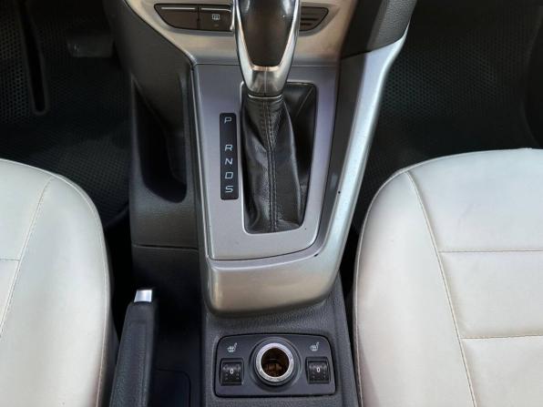 Ford Focus III с пробегом 2012 года, цена 599 000 рублей, 151000 км, хэтчбек, Автокод Объявления